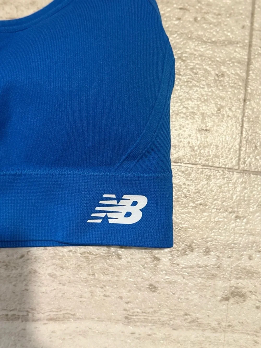 New Balance Sports Bra Medium Blue Racerback Padded Athletic Workout Top - Picture 2 of 4